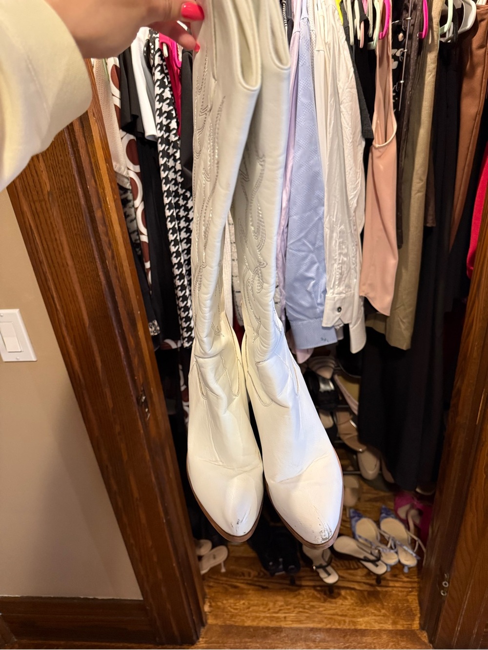 Women's White Western Knee-High Heeled Boots - Picture 2 of 5